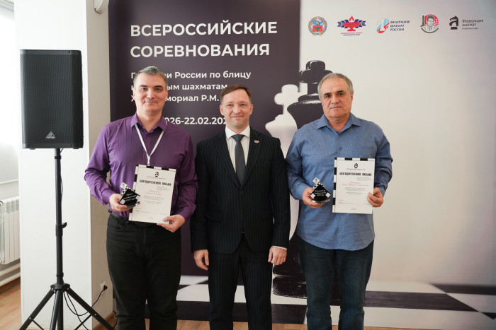 Артём Пингин – победитель блиц-турнира на XVI «Мемориале Кура»