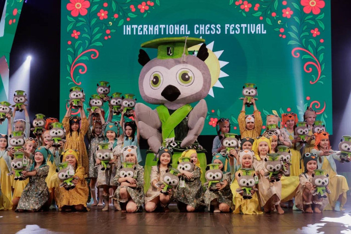 Школьники из Барнаула и Шумановки выступили на международном фестивале