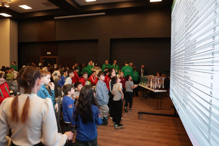 Школьники из Барнаула и Шумановки выступили на международном фестивале