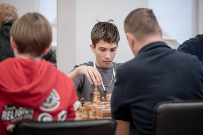 Плюс два КМС