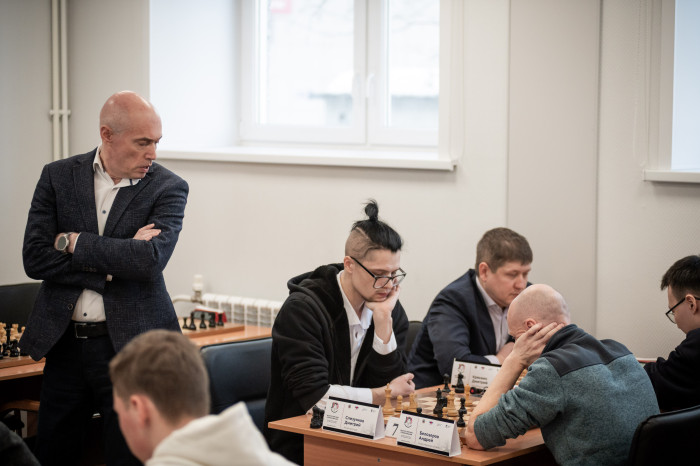 Плюс два КМС