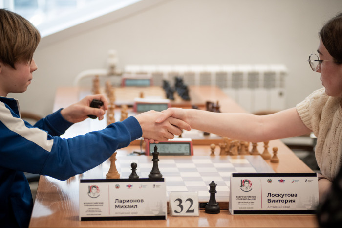 Плюс два КМС