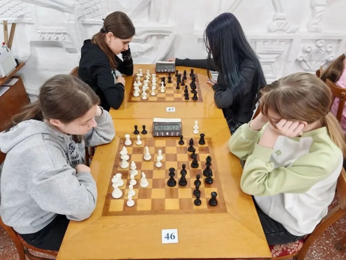 Виталий Бояринцев – второй на чемпионате Сибири по быстрым шахматам