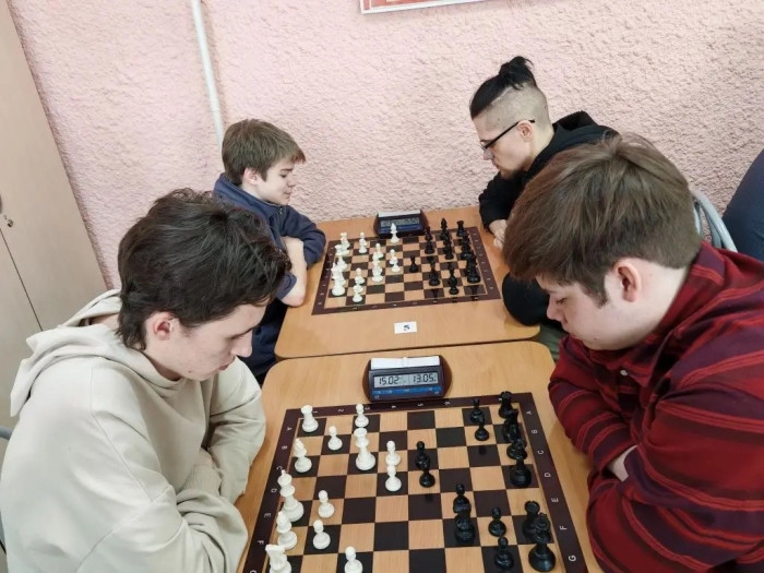 Виталий Бояринцев – второй на чемпионате Сибири по быстрым шахматам