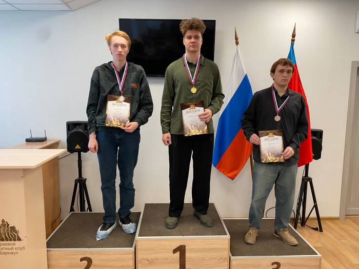 Краевой студенческий рапид выиграл Александр Щербаков