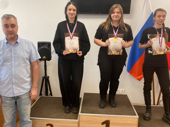 Шахматные отличницы. В студенческой классике девушки превзошли парней