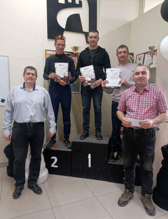 39-й этап Лиги любителей выиграл Александр Хасанов