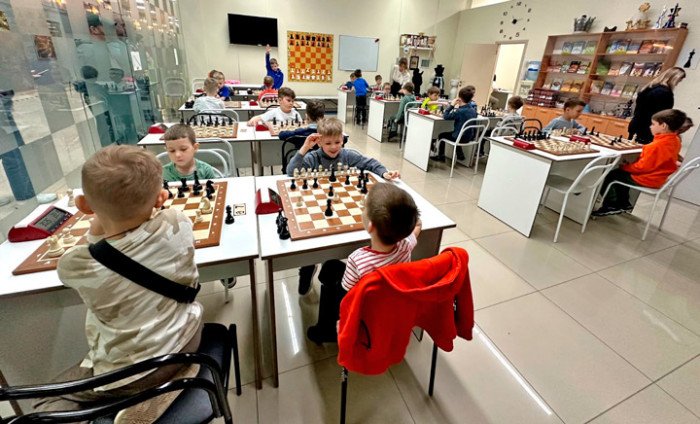В Барнауле 42 дошкольника сыграли в рапид