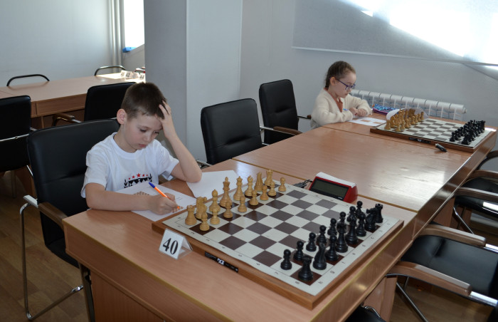 Никита Калиниченко – победитель краевой олимпиады «Шахматы в школах»