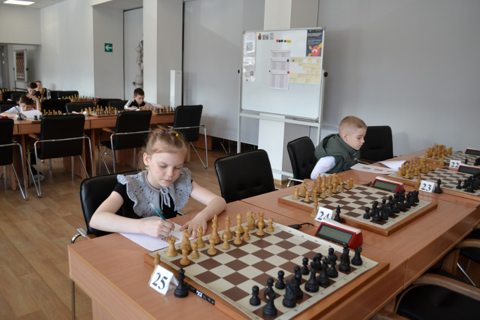 Никита Калиниченко – победитель краевой олимпиады «Шахматы в школах»