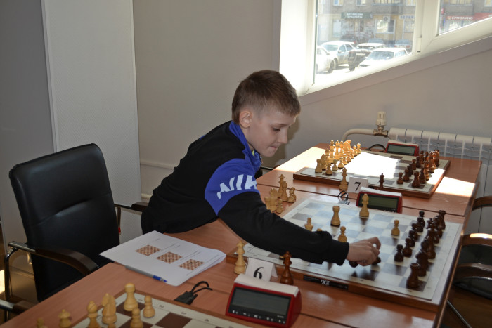 Никита Калиниченко – победитель краевой олимпиады «Шахматы в школах»