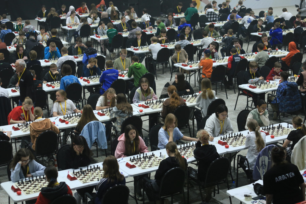 Почти 700 участников со всей страны. Как в Барнауле открыли «Кубок Алтая»