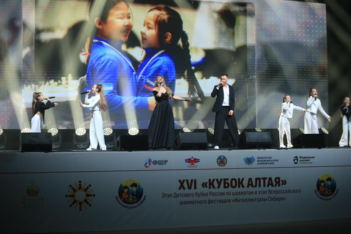 Почти 700 участников со всей страны. Как в Барнауле открыли «Кубок Алтая»