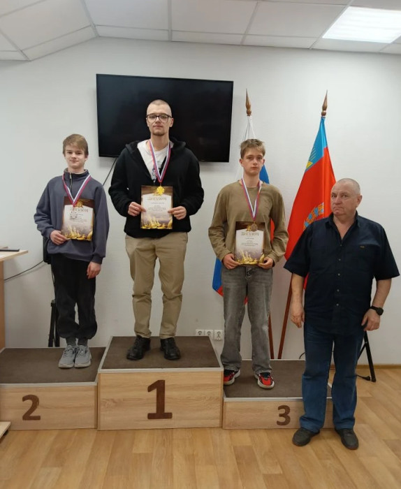 Натиск юных славгородцев и неудержимый Слизунков