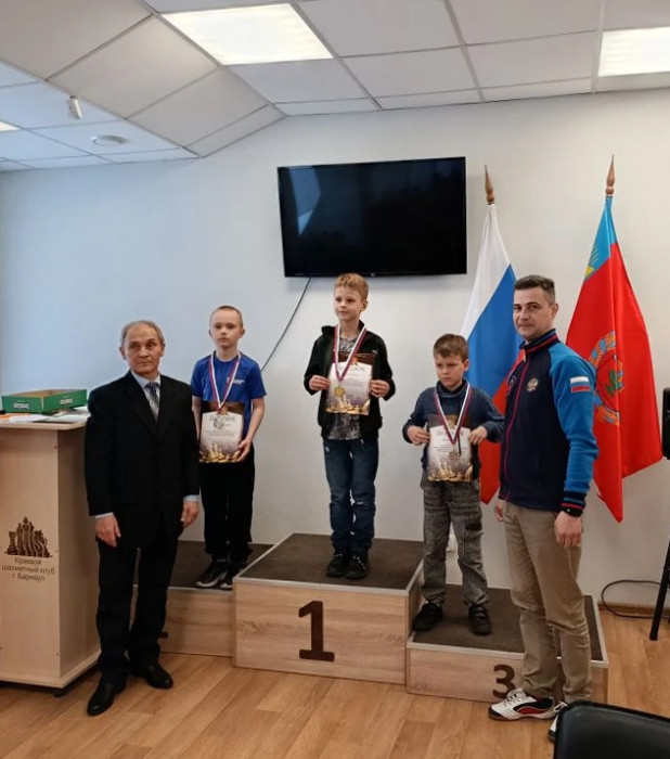 Натиск юных славгородцев и неудержимый Слизунков