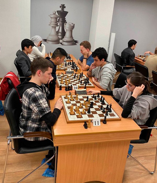 У студентов прошли краевые соревнования по рапиду и классике