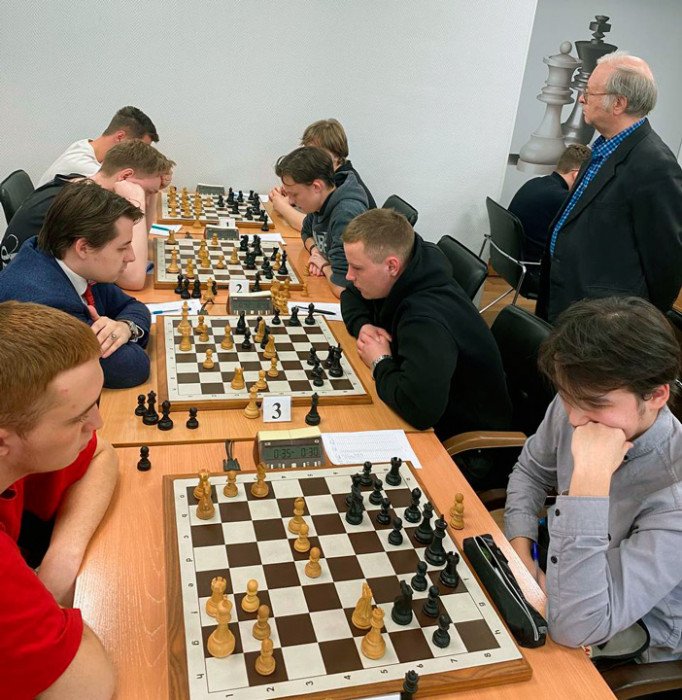 У студентов прошли краевые соревнования по рапиду и классике