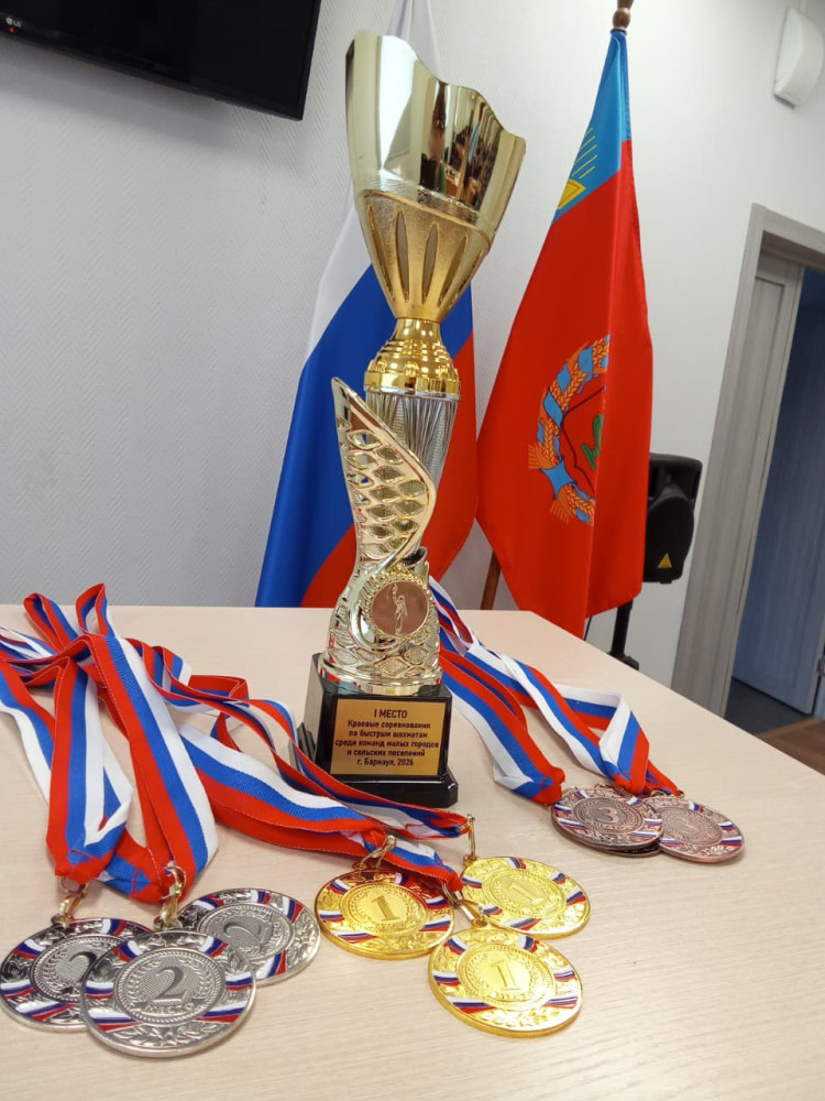 Три игрока — одна команда: павловчане выиграли краевой рапид с результатом 11,5 из 12