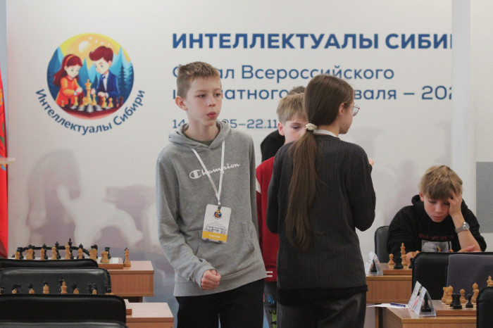 «Интеллектуалы Сибири» на экваторе: промежуточное положение участников после обсчёта трёх этапов из шести