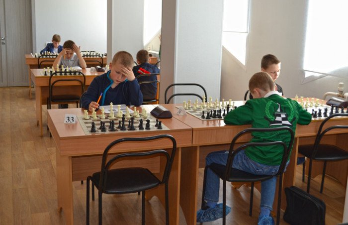 Ярослав Хаустов во второй раз выиграл краевую олимпиаду «Шахматы в школах»