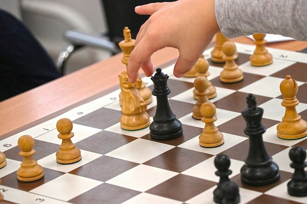 Командам-участницам чемпионата края по быстрым шахматам оплатят проезд и проживание