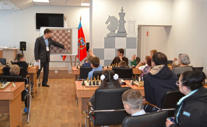 Ярослав Хаустов во второй раз выиграл краевую олимпиаду «Шахматы в школах»