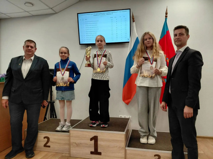 Первенство края стартовало с блица