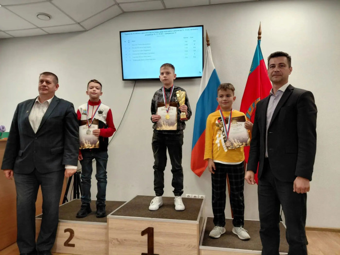 Первенство края стартовало с блица