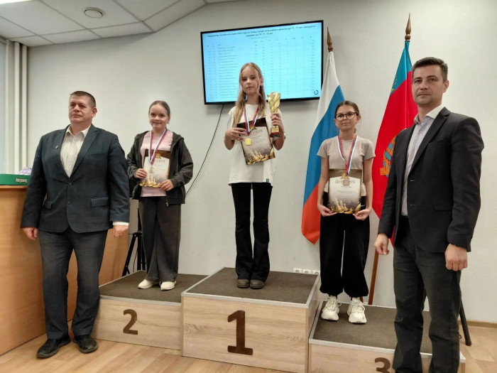 Первенство края стартовало с блица