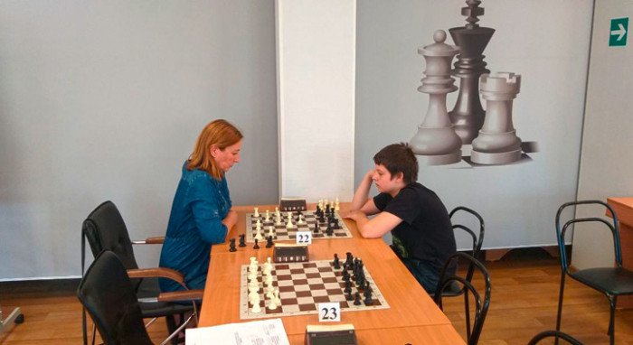 Кубок края преодолел экватор