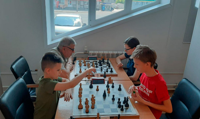 Кубок края преодолел экватор