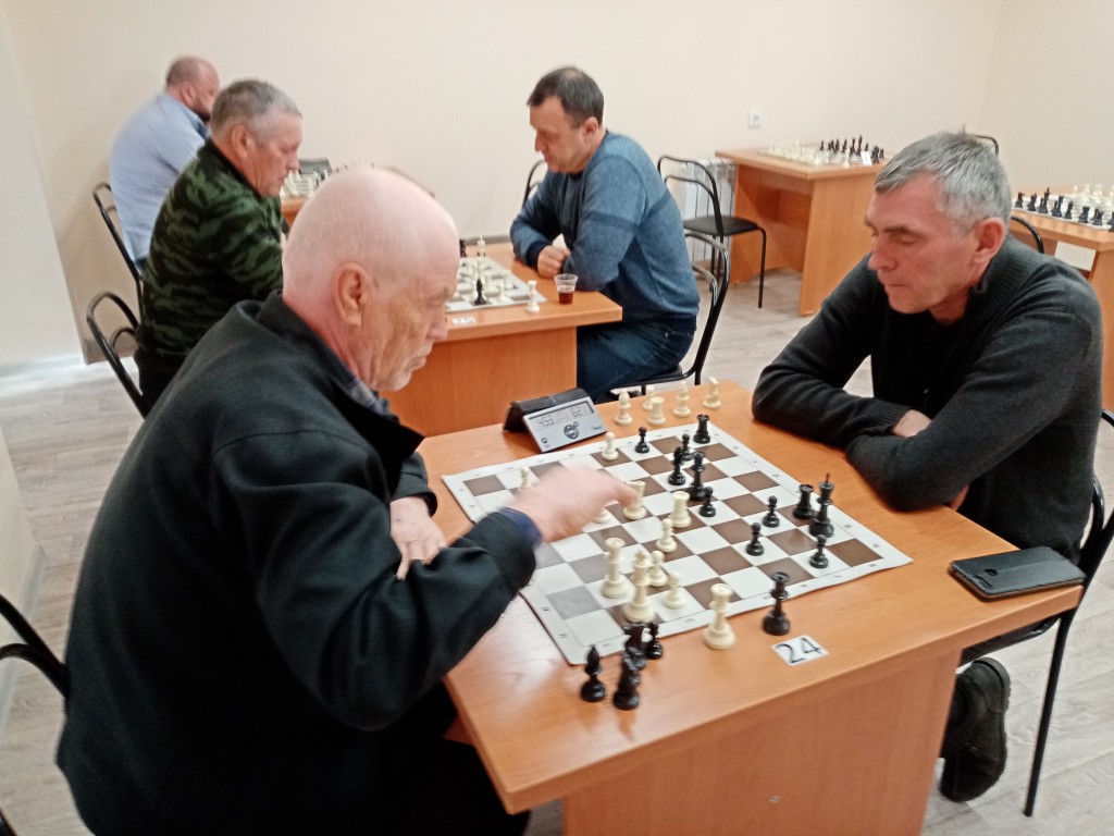 В Бийске свергли с пьедестала «Прогресс». И сделали это «спартаковцы»