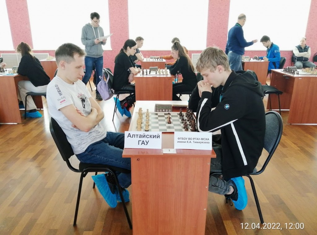 Кардашевский набрал 13,5 из 14 и получил бронзовую медаль