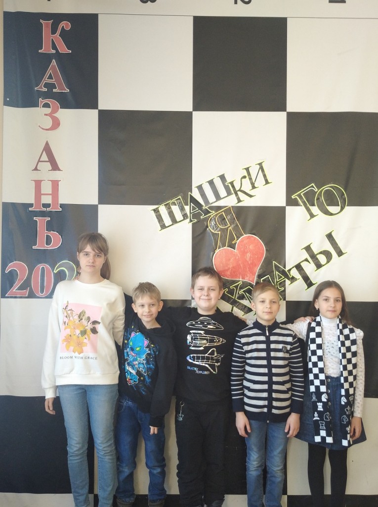 Юные шахматисты Алтая достойно выступили в Казани